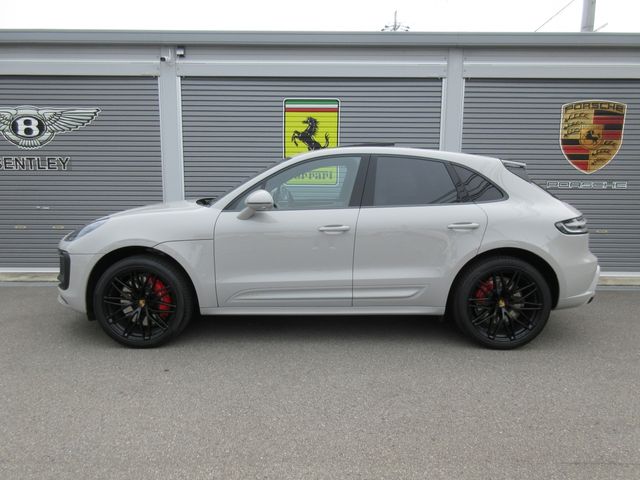 PORSCHE PORSCHE Macan 2023