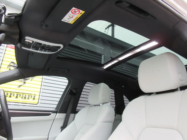 PORSCHE PORSCHE Macan 2023