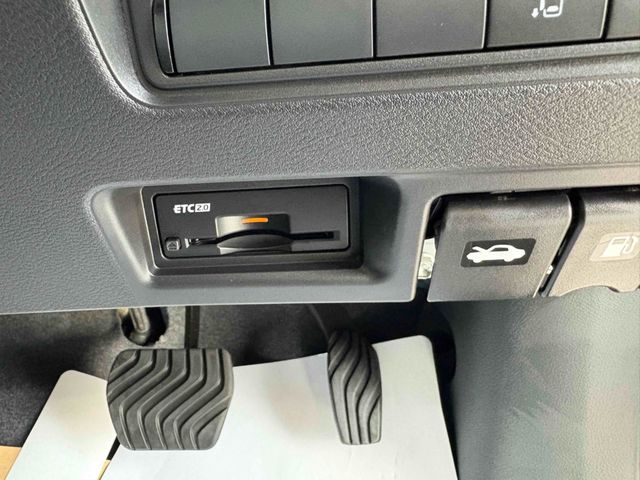 NISSAN SERENA  WG 2025