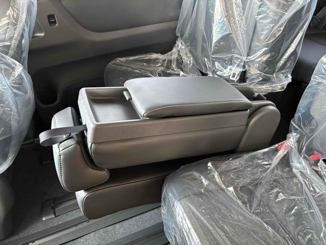 NISSAN SERENA  WG 2025