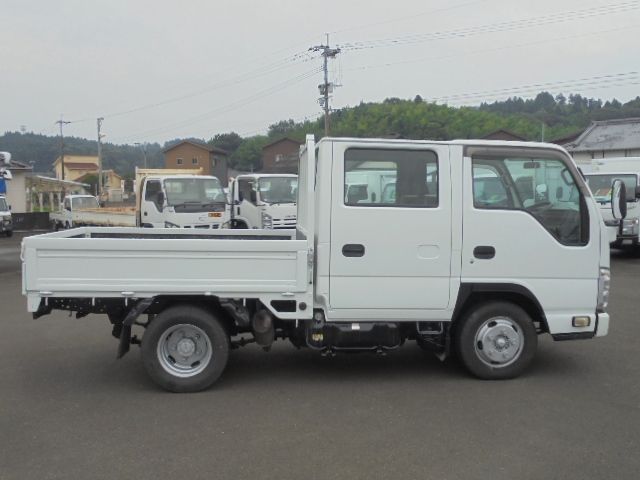 ISUZU ELF 2011