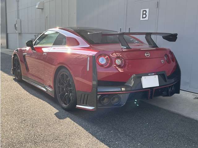 NISSAN GT-R 2023