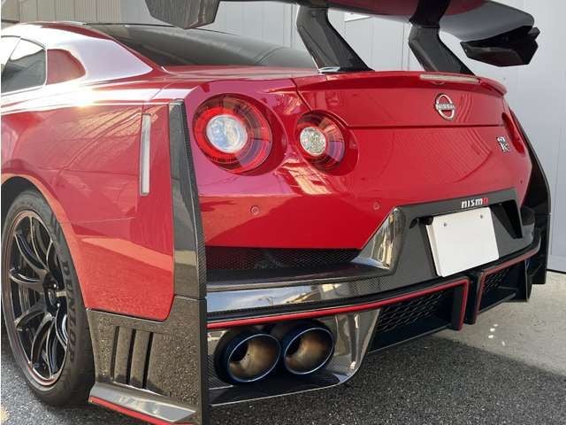 NISSAN GT-R 2023