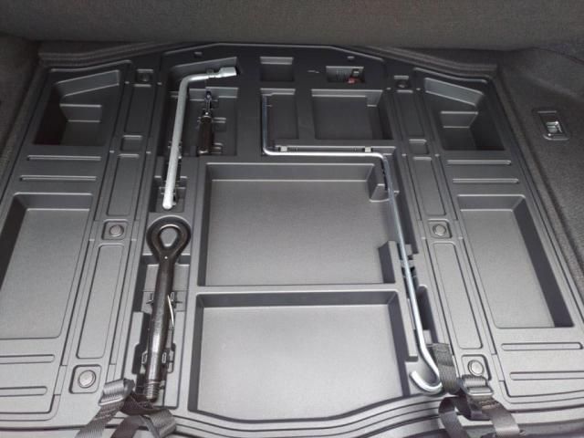 TOYOTA LEXUS RC300h 2021