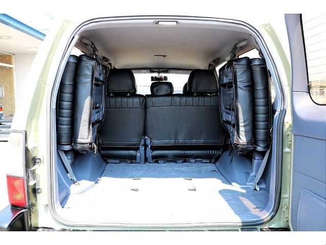 TOYOTA LANDCRUISER PRADO 2001