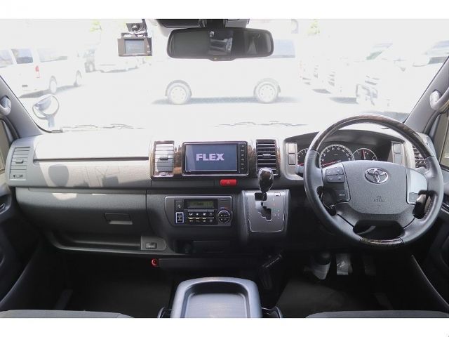 TOYOTA HIACE van 2WD 2020