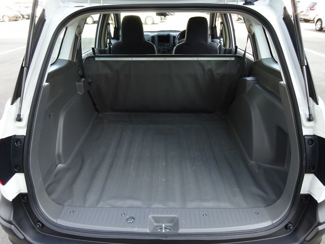 NISSAN NV150 AD 2WD 2020