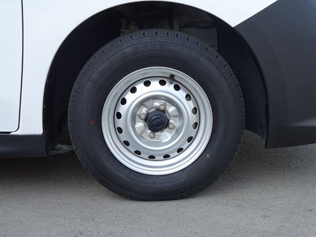 NISSAN NV150 AD 2WD 2020