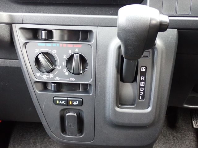 DAIHATSU HIJET CARGO 2019