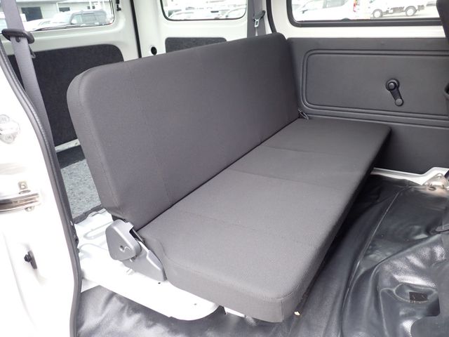 DAIHATSU HIJET CARGO 2019