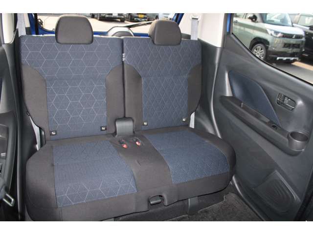 MITSUBISHI ek X 2021