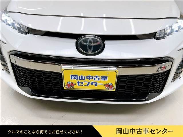 TOYOTA PRIUS PHV 2018