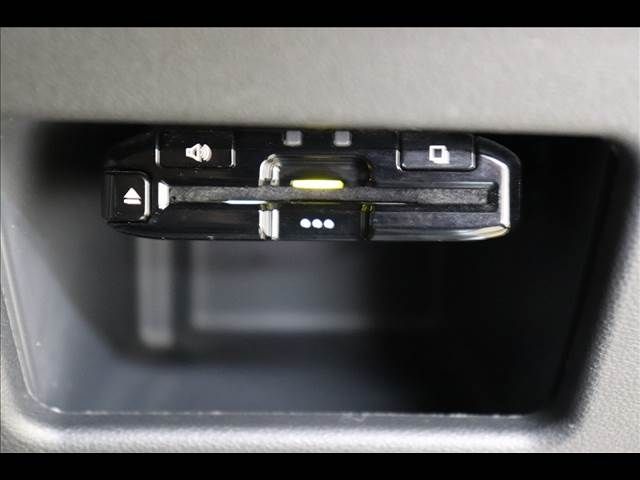 TOYOTA PIXIS MEGA 2019