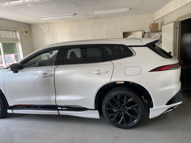 TOYOTA CROWN ESTATE 4WD 2025