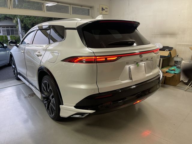 TOYOTA CROWN ESTATE 4WD 2025