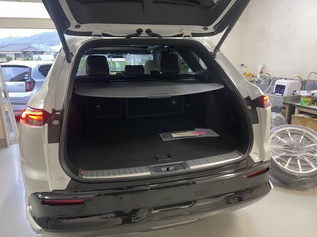 TOYOTA CROWN ESTATE 4WD 2025