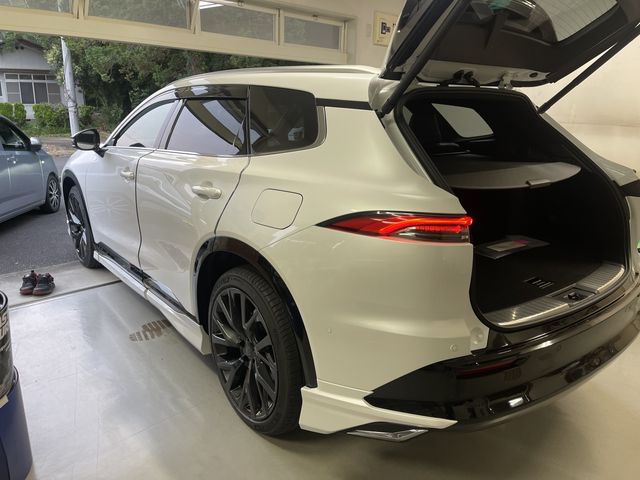 TOYOTA CROWN ESTATE 4WD 2025