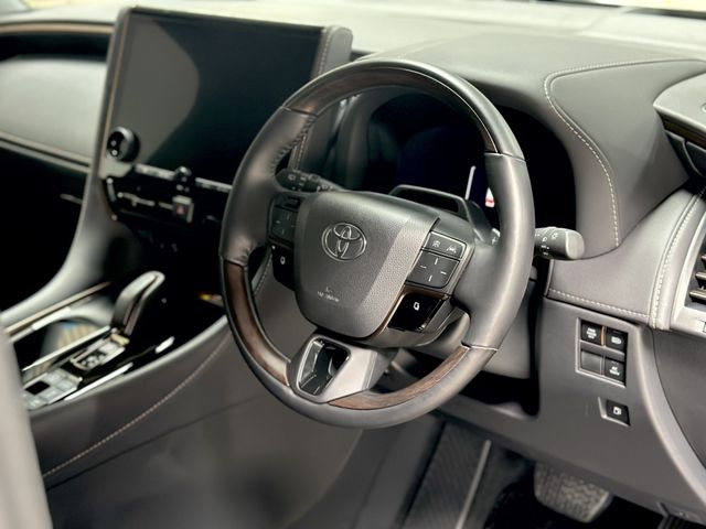 TOYOTA ALPHARD hybrid 2024