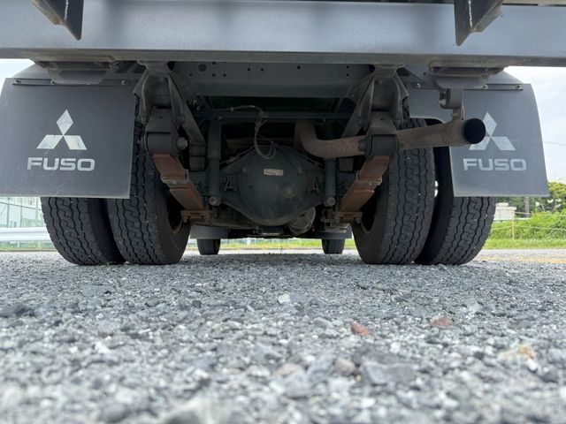 MITSUBISHI CANTER 2006