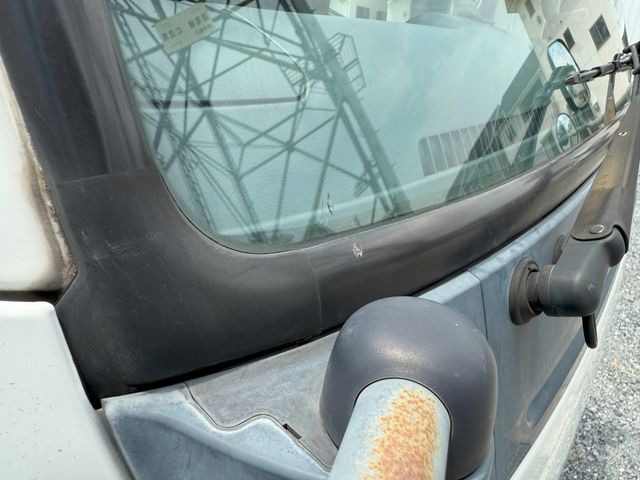 MITSUBISHI CANTER 2006