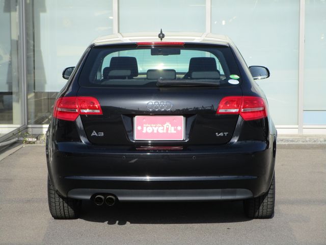 AUDI AUDI A3 SPORTBACK 2012