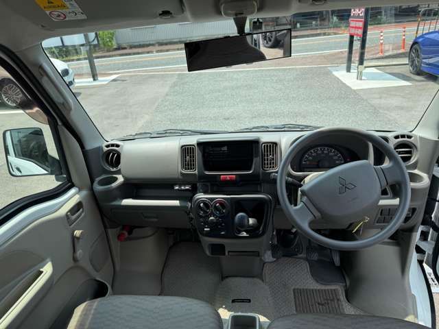 MITSUBISHI MINICAB van 2018