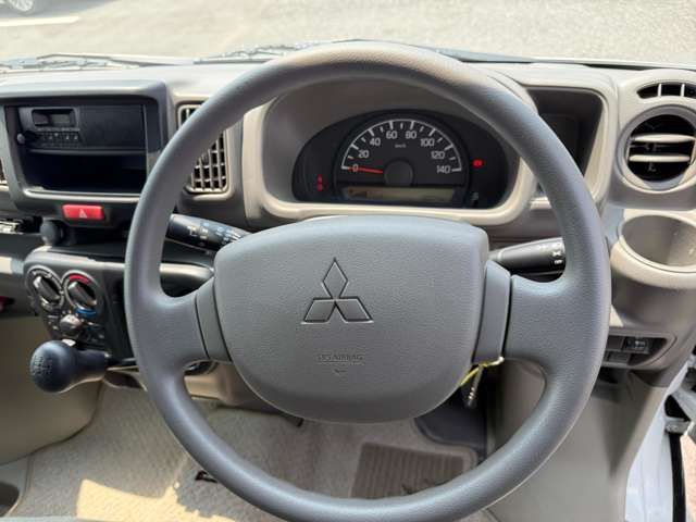 MITSUBISHI MINICAB van 2018