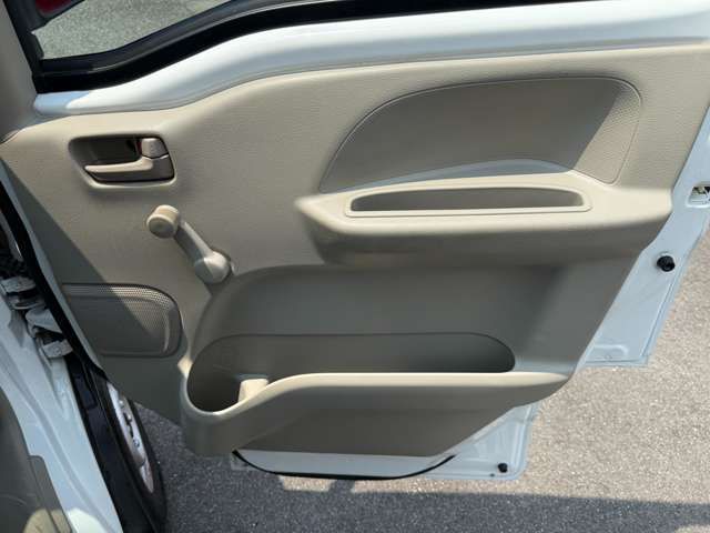 MITSUBISHI MINICAB van 2018