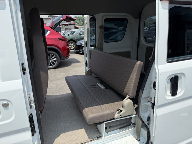 MITSUBISHI MINICAB van 2018
