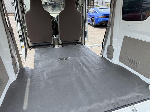 MITSUBISHI MINICAB van 2018