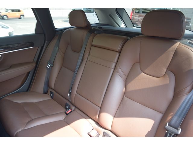 VOLVO VOLVO V90 2020