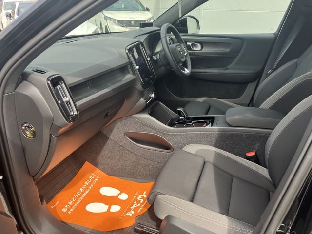 VOLVO VOLVO XC40 2022