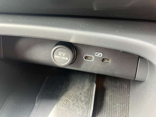 VOLVO VOLVO XC40 2022