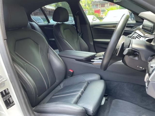 BMW BMW 5series sedan 2020