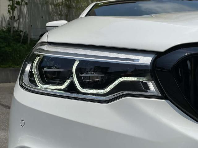 BMW BMW 5series sedan 2020