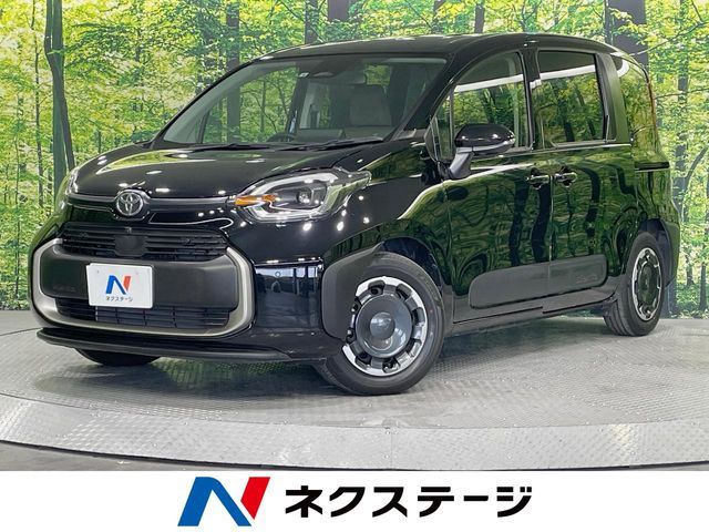 TOYOTA SIENTA HYBRID 2022