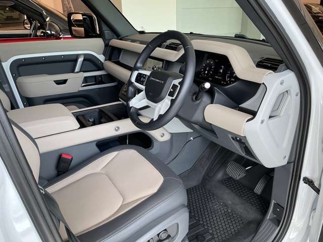 ROVER ROVER DEFENDER 2023