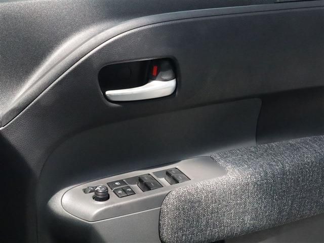 TOYOTA SIENTA HYBRID 2023