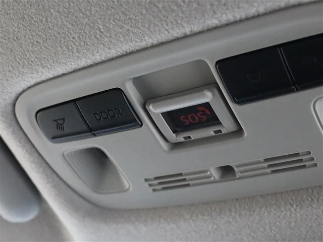 TOYOTA SIENTA HYBRID 2023