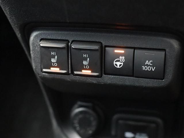 TOYOTA SIENTA HYBRID 2023