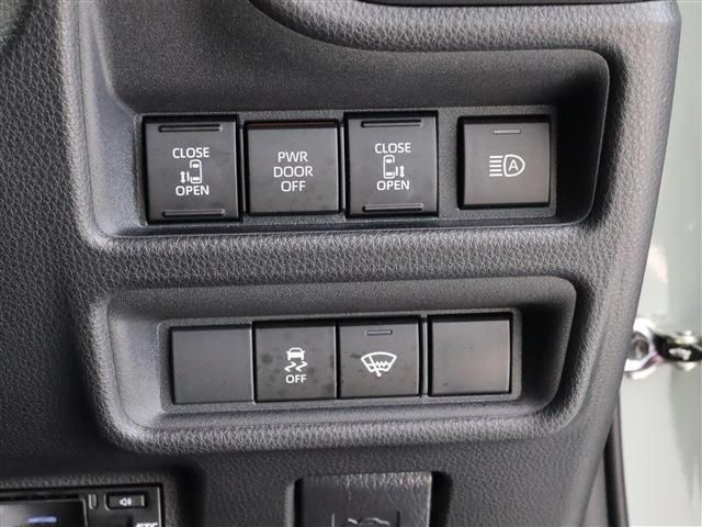 TOYOTA SIENTA HYBRID 2023