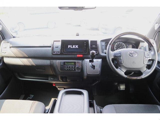 TOYOTA HIACE van 4WD 2020