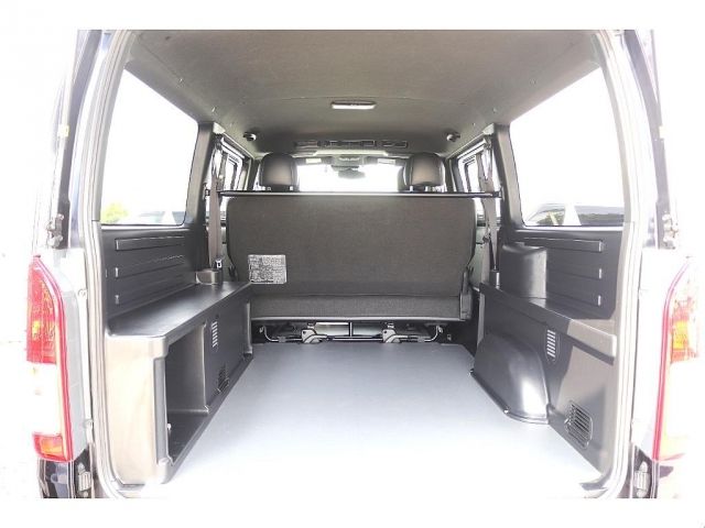 TOYOTA HIACE van 4WD 2020