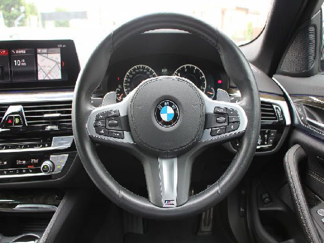 BMW BMW 5series TOURING 2019