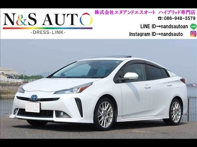 TOYOTA PRIUS 2020