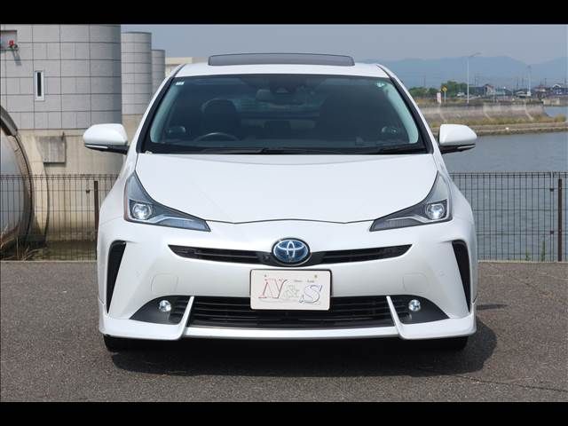 TOYOTA PRIUS 2020