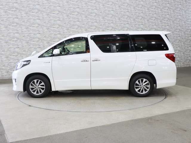 TOYOTA ALPHARD hybrid 4WD 2012
