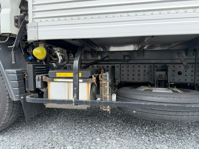 MITSUBISHI CANTER 2020