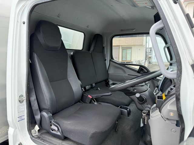 MITSUBISHI CANTER 2020