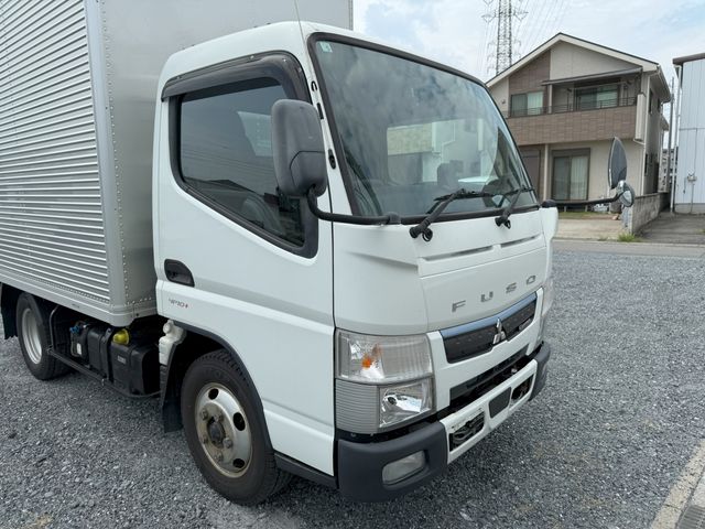 MITSUBISHI CANTER 2020
